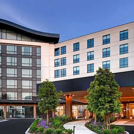 Hilton Garden Inn Anaheim Resort
